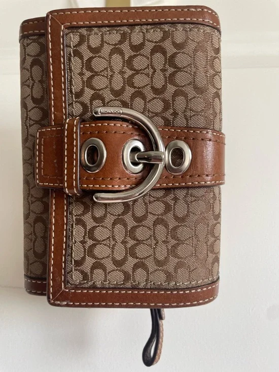 Coach Brown Signature Canvas Bifold Wallet with Tan Leather Trim - Picture 2 of 8